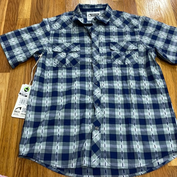 Mountain Khakis Other - Mountain khakis snap buttons shirt